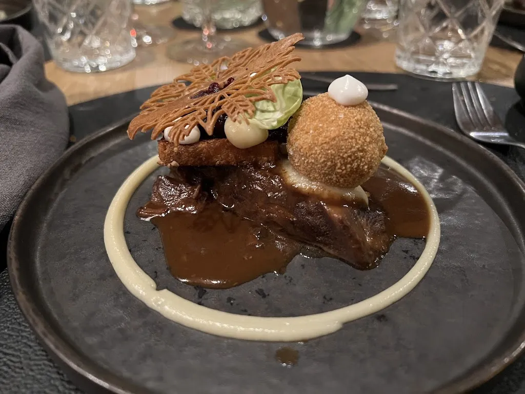 Menu_2J Modern Cuisine_Azeglio_image_1