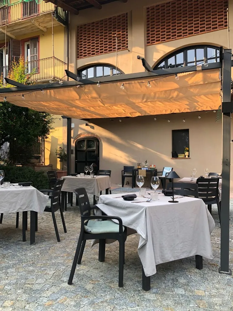 2J Modern Cuisine_Azeglio_slider_image_1