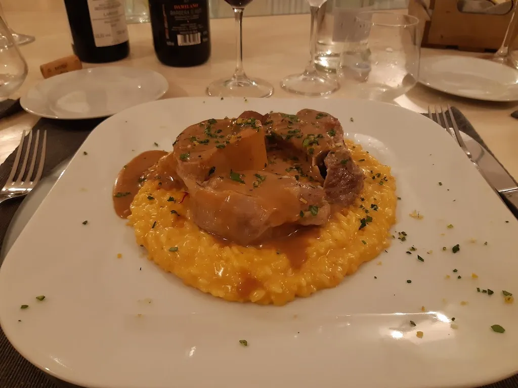 Le Gambe sotto il tavolo 2019_Azzano d'Asti_slider_image_2