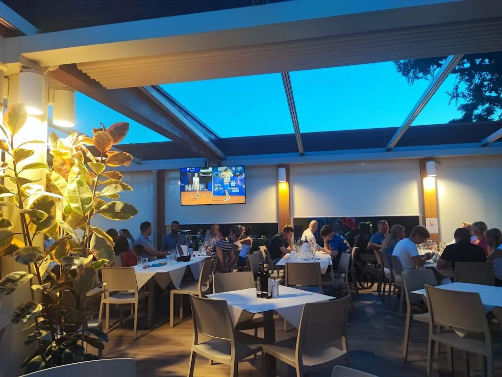 Al Lido Ristorante_Cavallino_slider_image_3