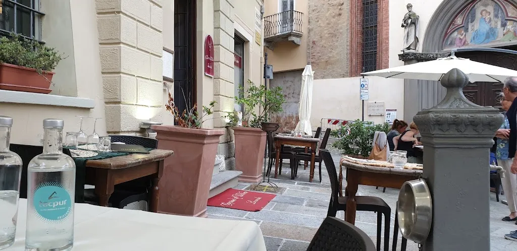 Canton Divino restaurant in Avigliana