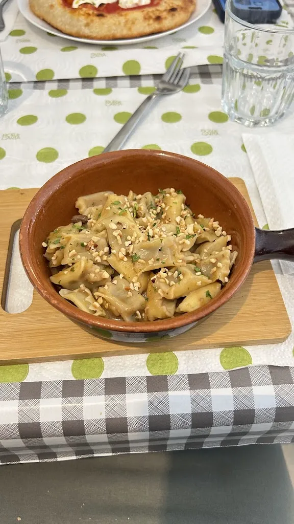 Jaqueline Araujo_Avilius Caffetteria Osteria_Avigliana_review