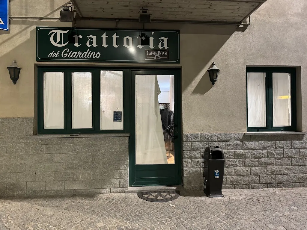 Trattoria Del Giardino restaurant in Bagnolo Piemonte