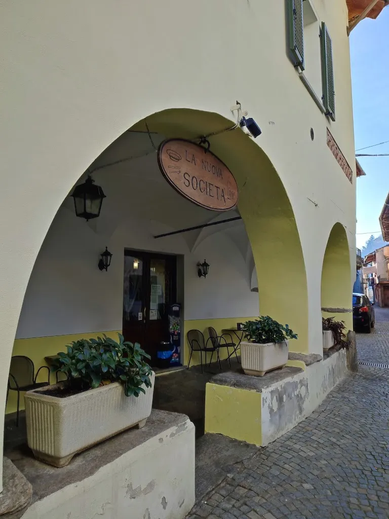 La Nuova Società_Bagnolo Piemonte_slider_image_3