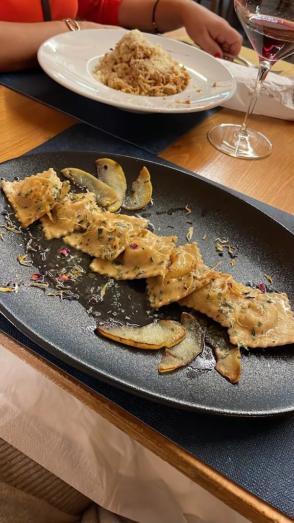 Elena Cachin_Locanda Brich E Bass_Bagnolo Piemonte_review