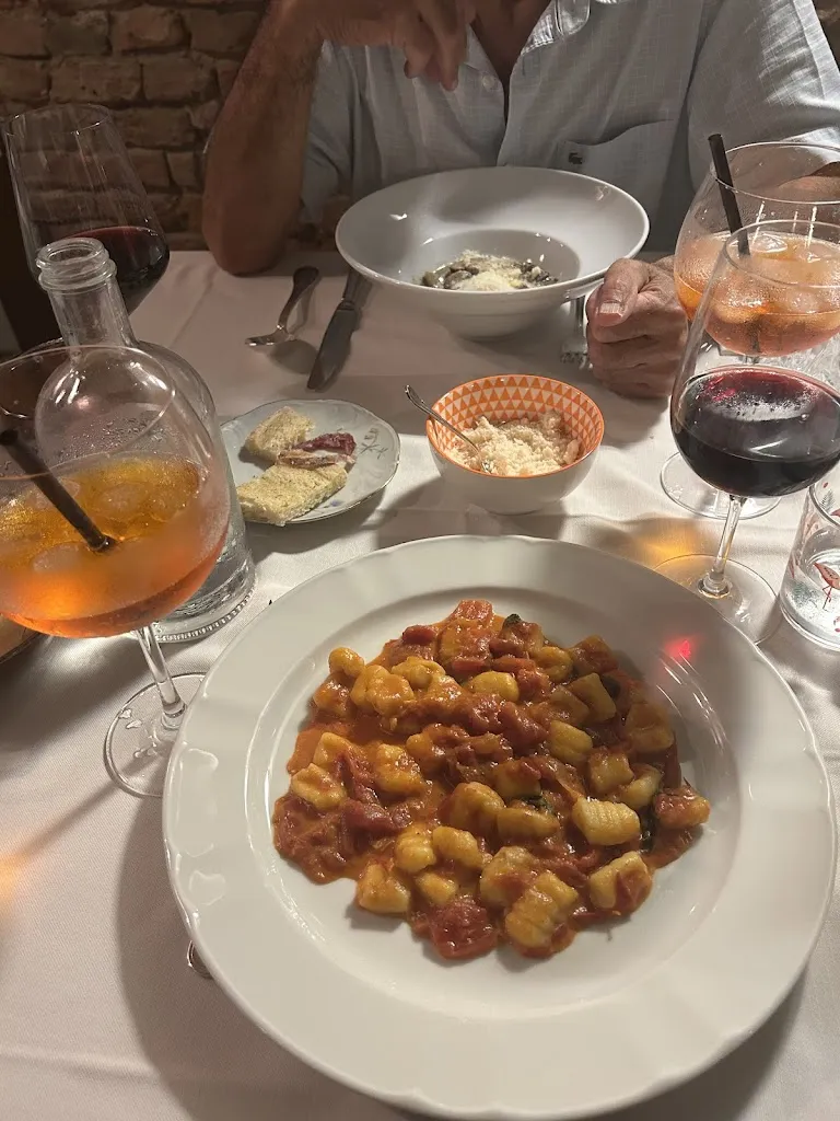 Nathalie DELANDES_Casa Dirce_Asti_review