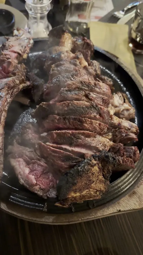 Basti | Birra & Brace_Asti_slider_image_2