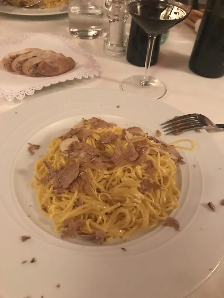 Andrea Alvis_Angolo del Beato_Asti_review