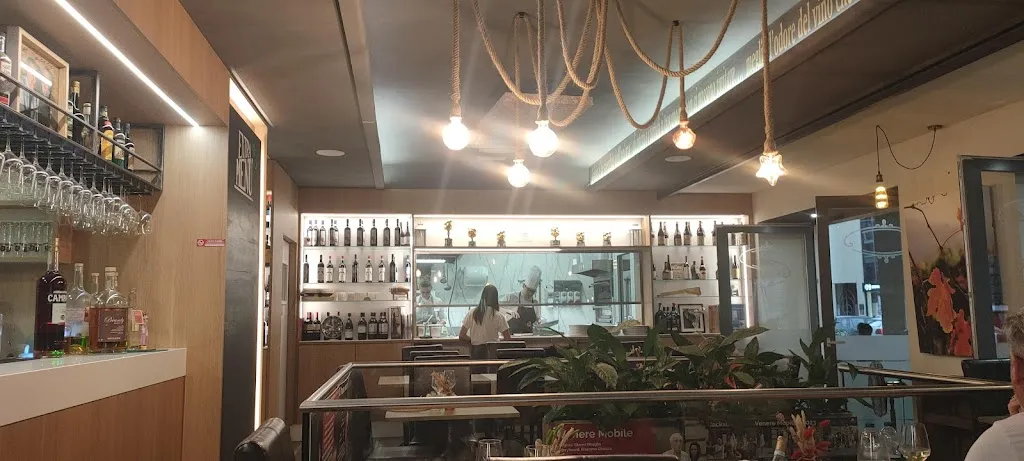 Golden Truffle_Asti_slider_image_3