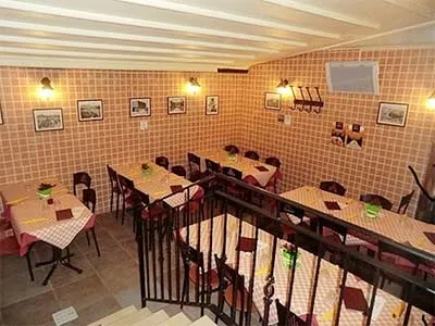L'Antico Arco restaurant in Cellamare
