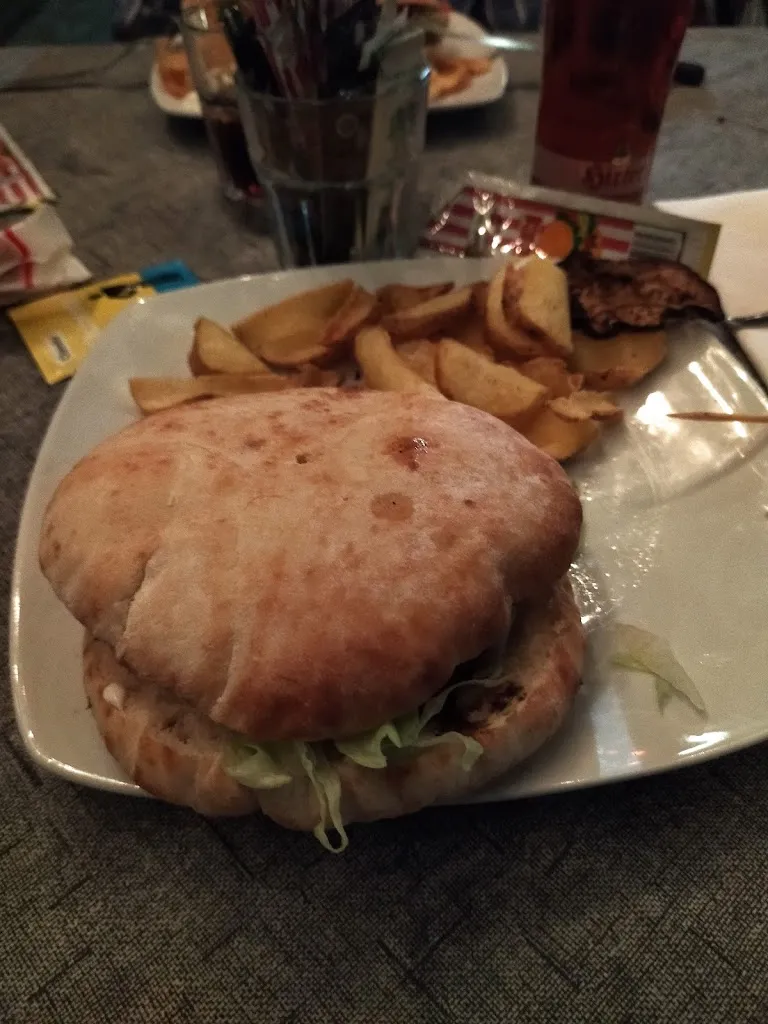 Menu_Pink Devil Club Circolo Acli Food & Beer_Barengo_image_8