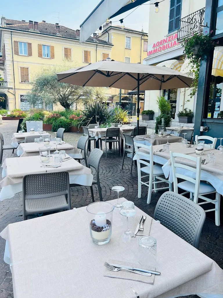 L’Osteria_Baveno_slider_image_1