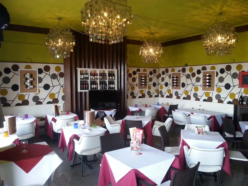 Cava Drink & Restaurant restaurant in Baveno