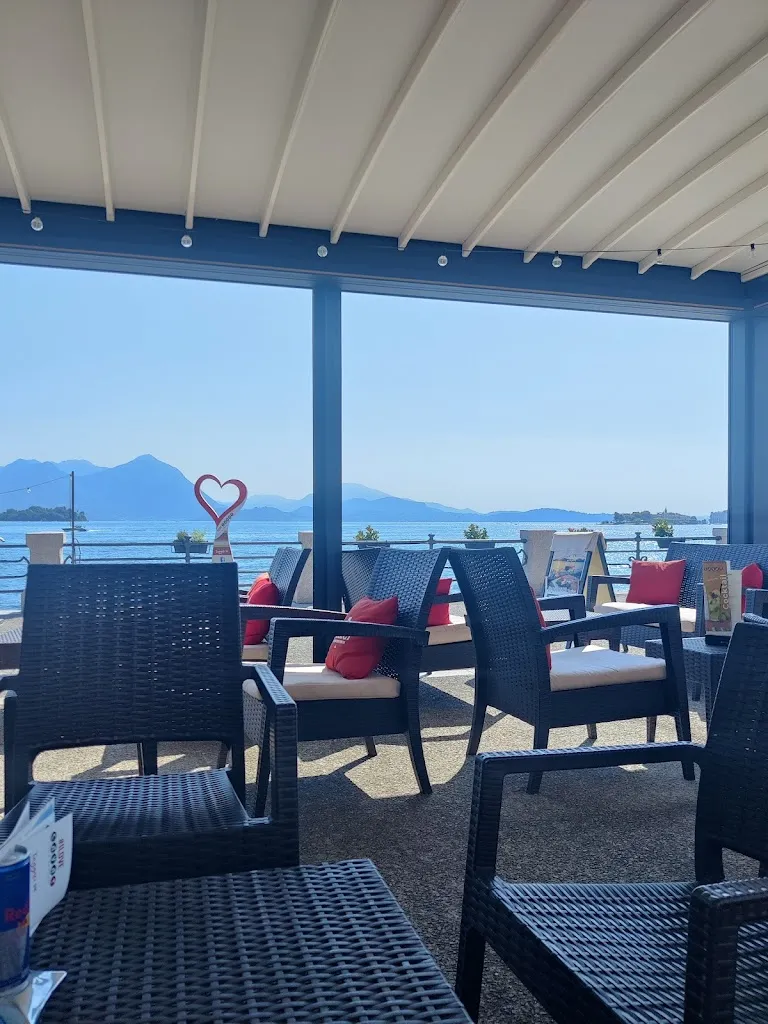 Cava Drink & Restaurant_Baveno_slider_image_3