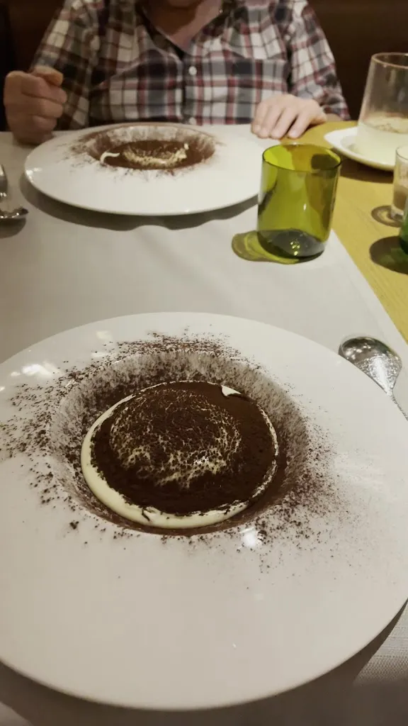 Eli CH_Last Hall_Baveno_review