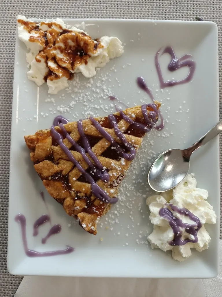 valentina gentile_T-Bar_Battifollo_review