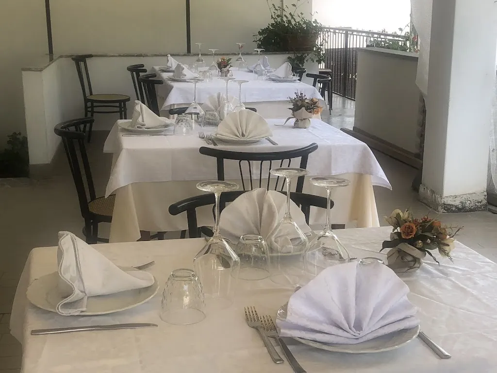 Albero Fiorito restaurant in Battifollo