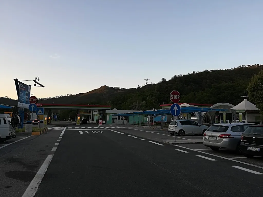 Calancea Olivian_Autogrill Stura Est_Belforte Monferrato_review