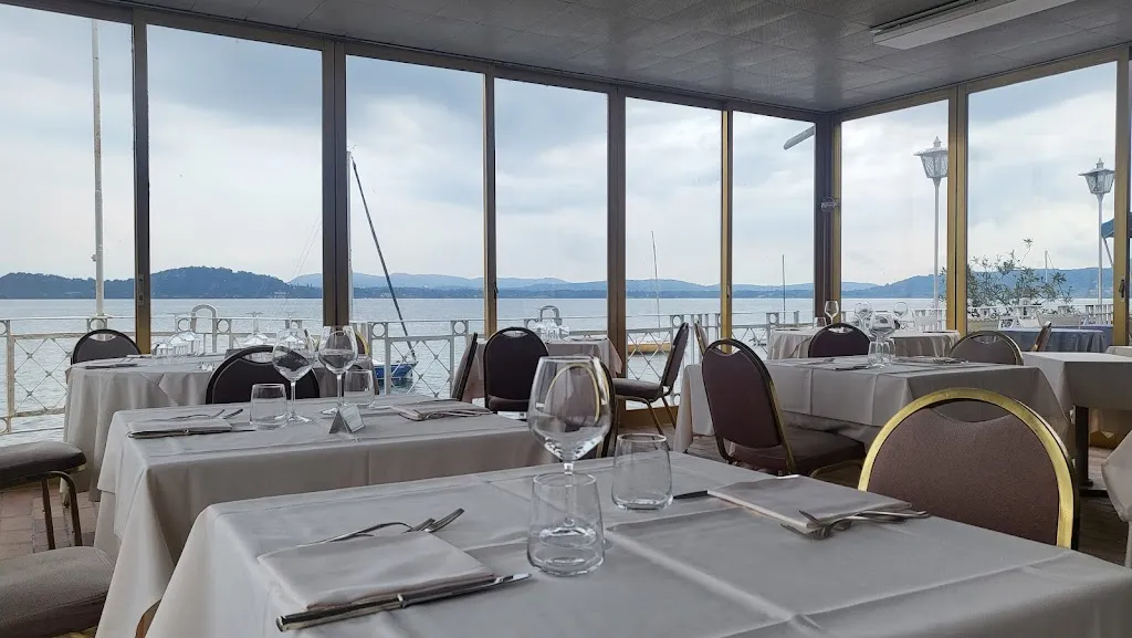 Ristorante Milano_Belgirate_slider_image_1