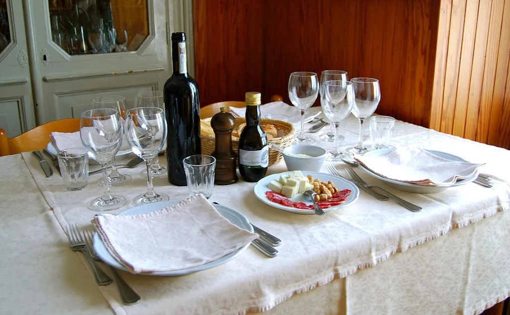 Trattoria del Peso restaurant in Belvedere Langhe