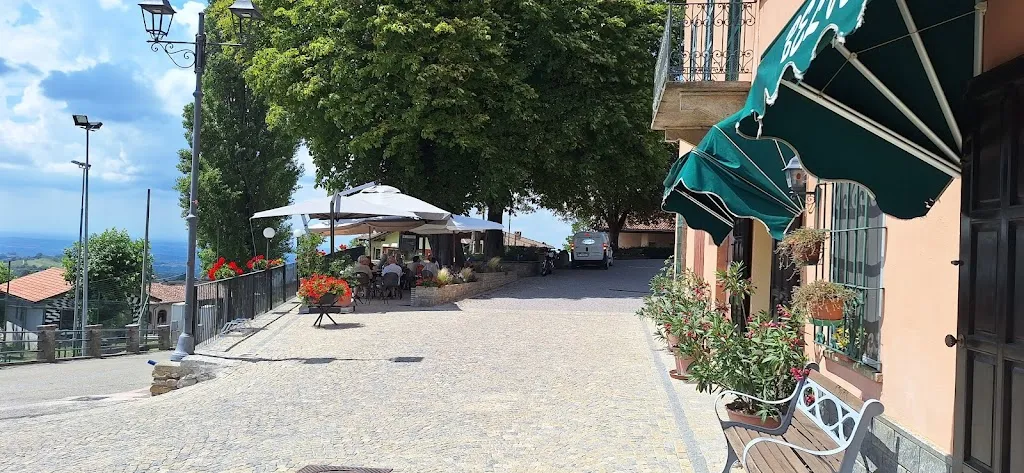 Daniele Carnino_Trattoria Belvedere di Risaglia Elena_Belvedere Langhe_review