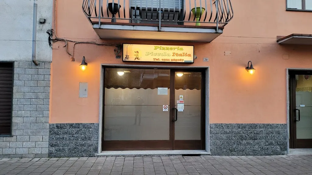 Michele De Angelis_Piccola Italia_Bellinzago Novarese_review