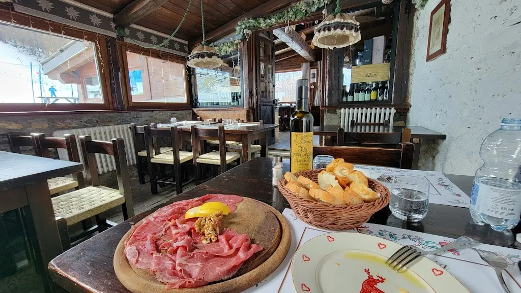 La Grangia Bar Ristorante_Bardonecchia_slider_image_3