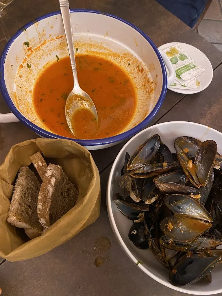 Mariel Fulton_Clann_Castiglione_review