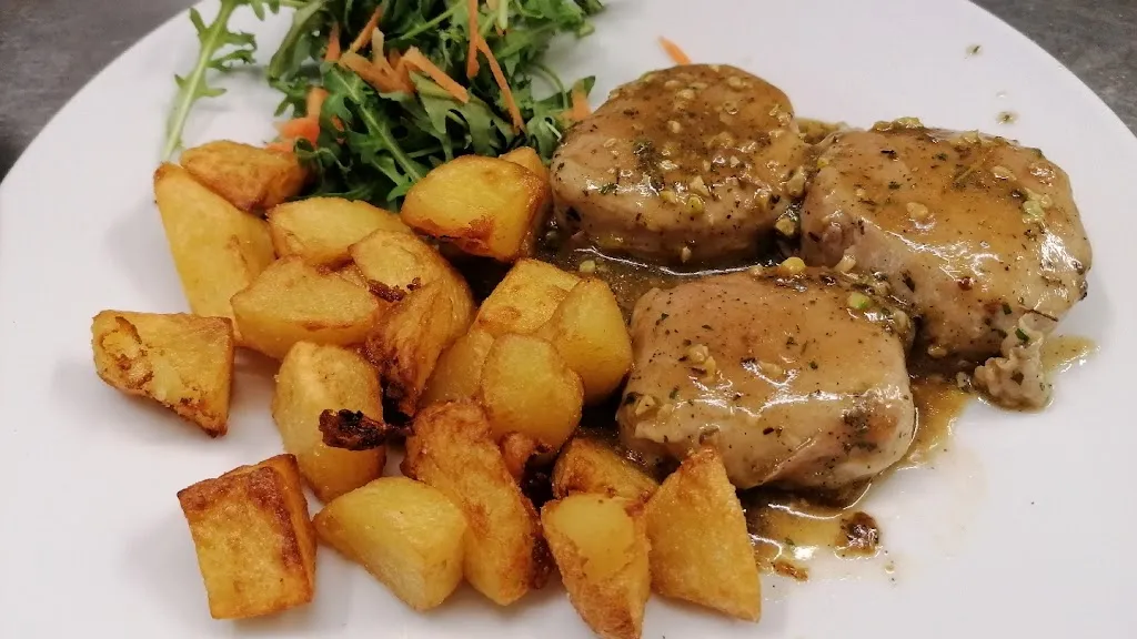 Al 19 Trattoria Moderna_Bardonecchia_slider_image_2