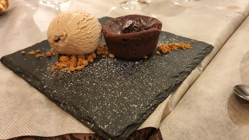 Sam Lannin_Pizzeria La Gran Baita_Bardonecchia_review