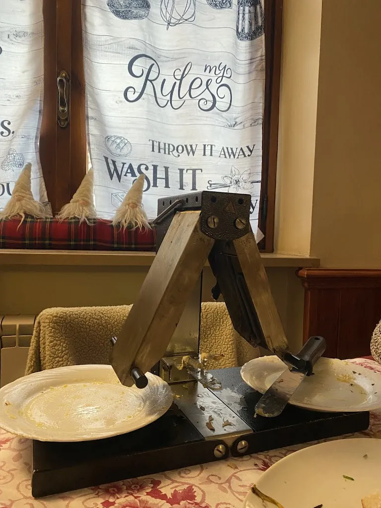 Chineme Valerie Schneider_La Taverna Del Dahu_Bardonecchia_recensione