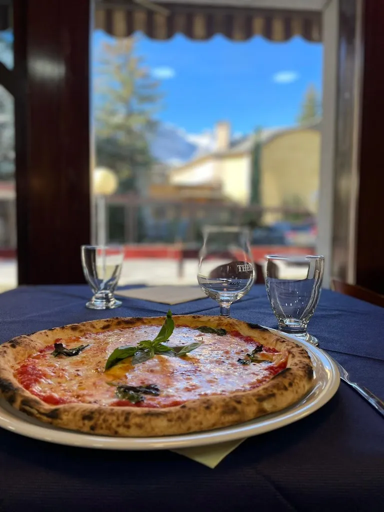 Pizza Bisso_Bardonecchia_slider_image_2