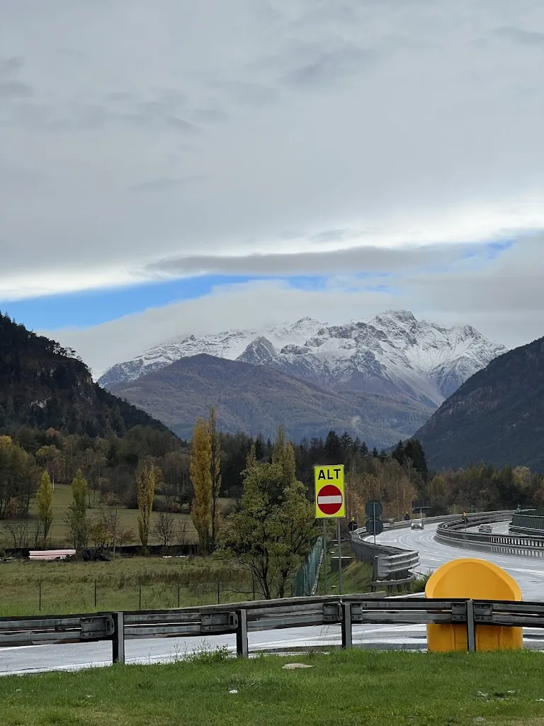 george saguna_Autogrill Gran Bosco Est_Bardonecchia_review