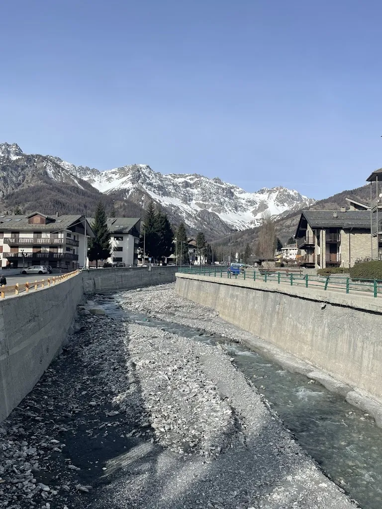 Sempre Ski_Bardonecchia_slider_image_1