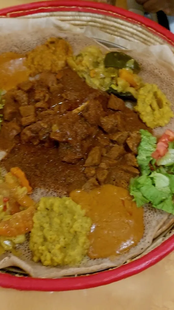 Dahlak Restaurant_Bergamasco_slider_image_2