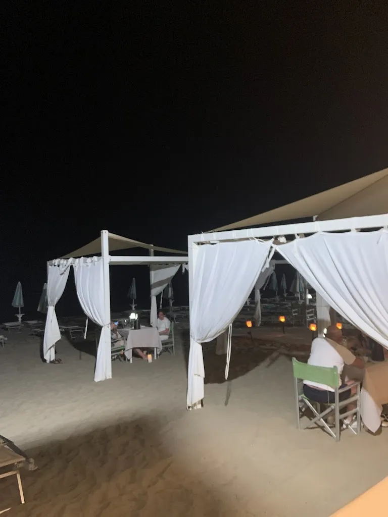 Miroslav Forshinov_Ammare Bagno Sirena_Castiglione_review