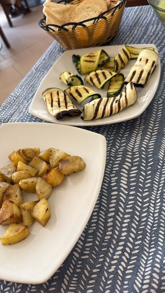 Marco Carbonini_Lo scoglio_Biandrate_review