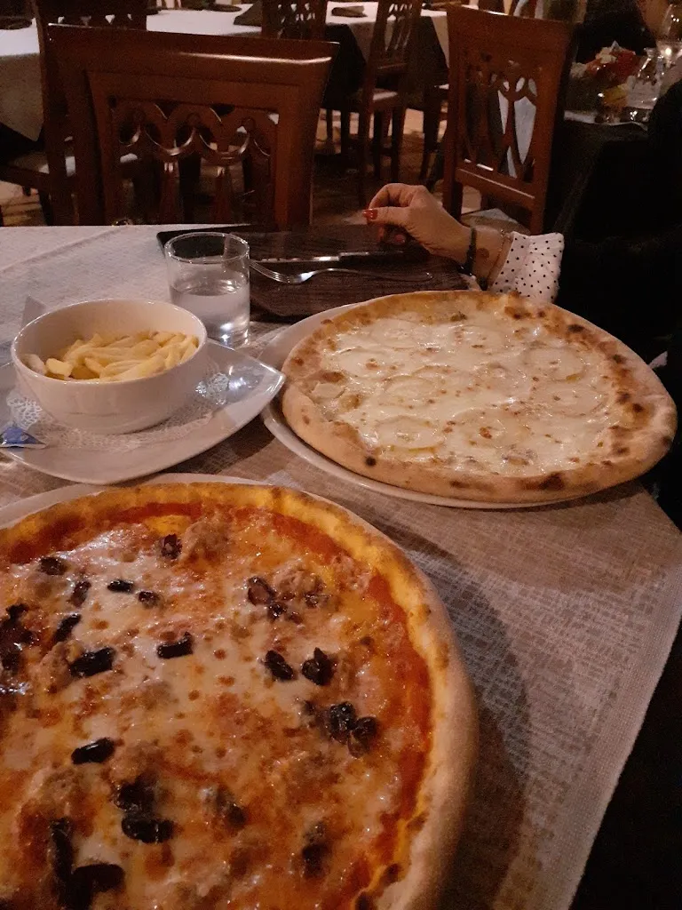 Ristorante Pizzeria L'Orchidea_Bistagno_slider_image_2