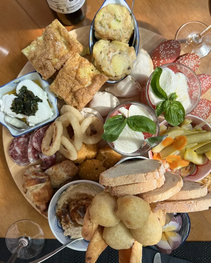 Bar 1990_Bobbio Pellice_slider_image_2