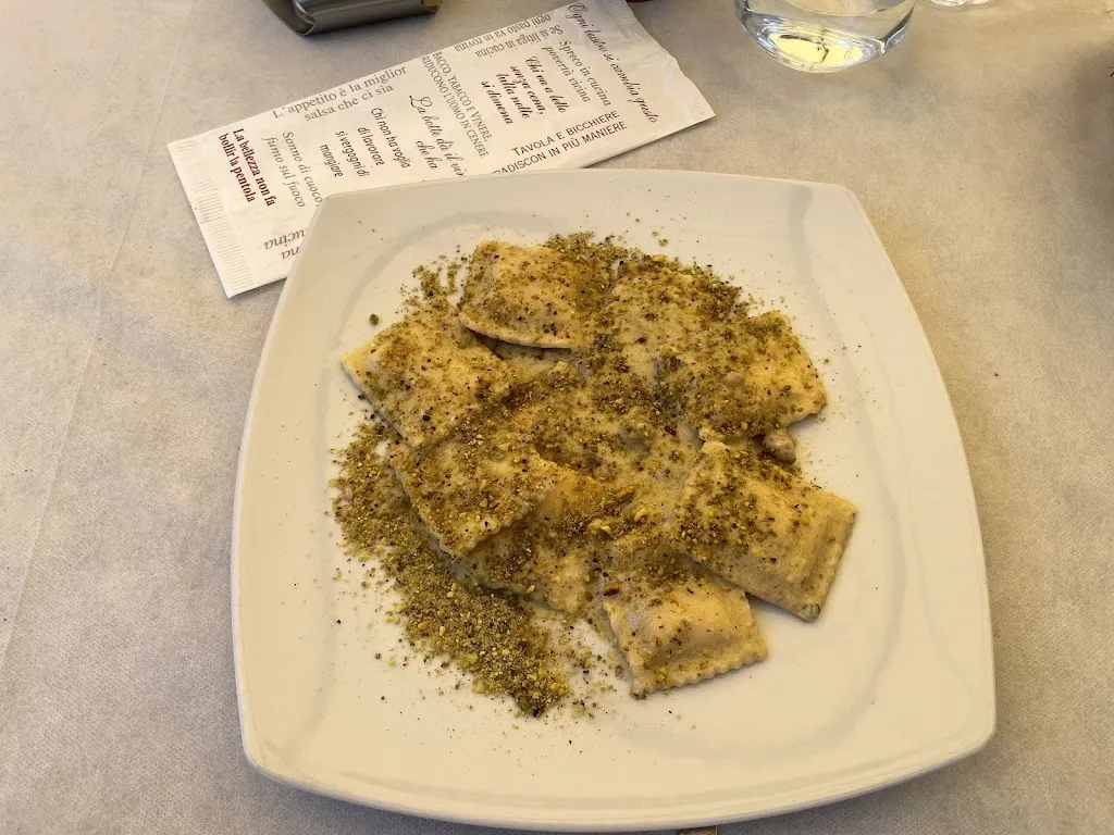 Angelo DUrso_La dispensa dell'Etna_Castiglione_review