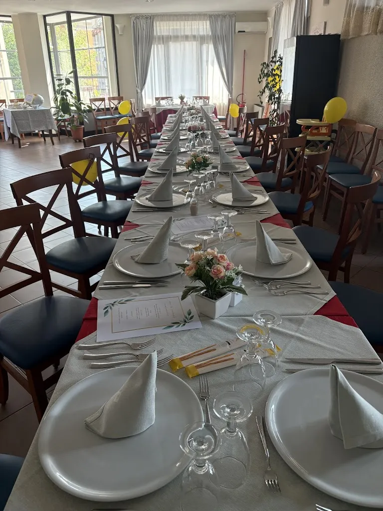 Ristorante pizzeria bar Cristal restaurant in Bogogno