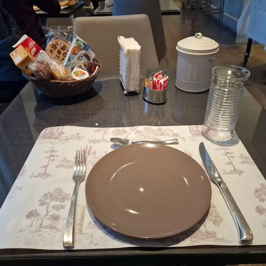 Ahmed Refaat_La Lira_Biella_review