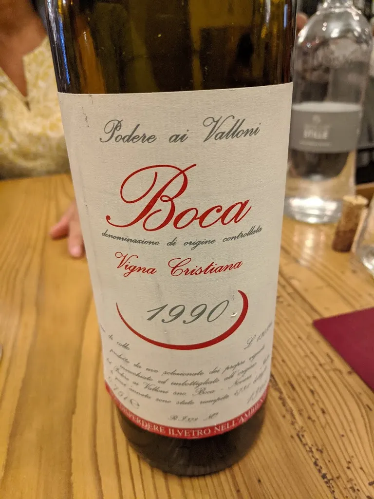 Ingo Liessegang_Rosso di Sera PIEMONTE_Borgo Ticino_review