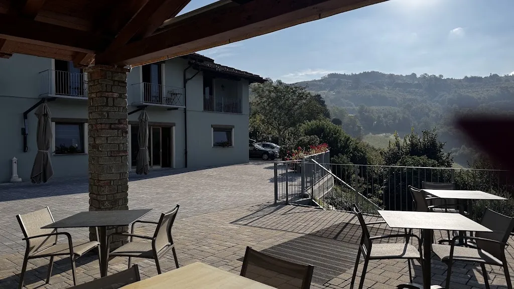 Agriturismo Cascina Pajanòt_Borgomale_slider_image_3