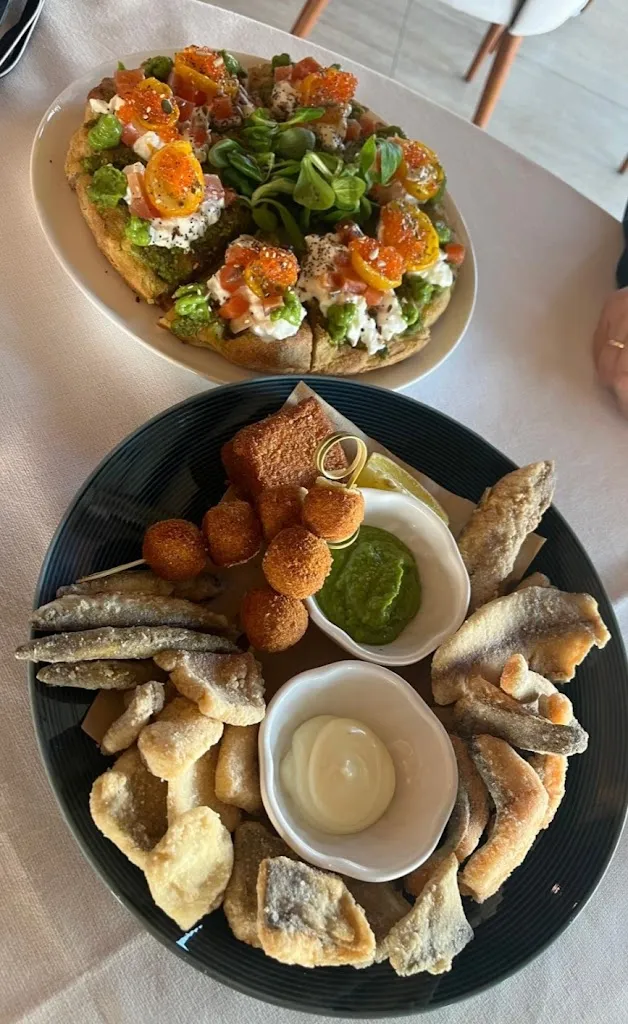 Elena Ioscovich_La Pigra Tinca - ristorante bar bistrot terrazza_Castiglione_review