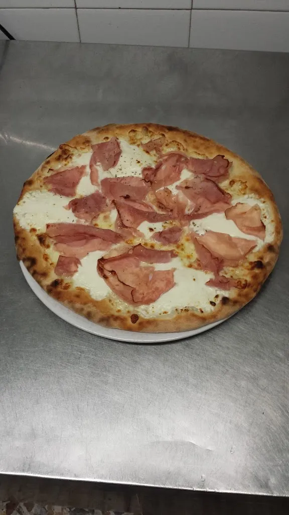 Menu_Pizzeria Montella Doriana & C._Borgone Susa_image_8