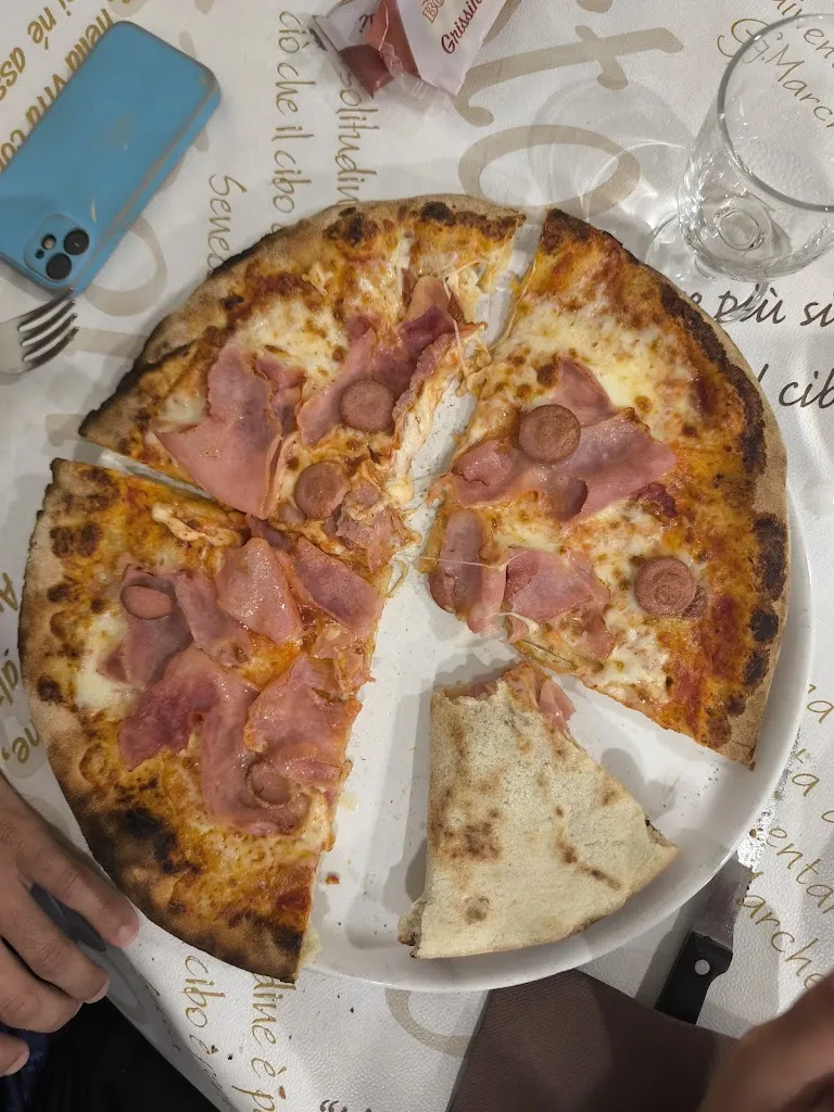 Daniel Escola_Pizzeria Montella Doriana & C._Borgone Susa_review