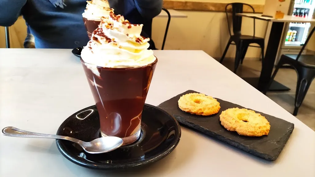 Lumiere Cafè_Borgone Susa_slider_image_2