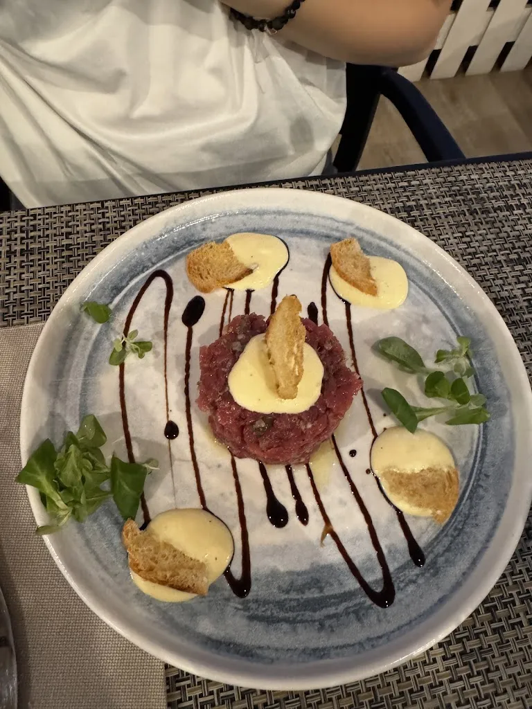 Paolo_L’Insolito Ristorante | Aperitivi_Borgo San Dalmazzo_recensione