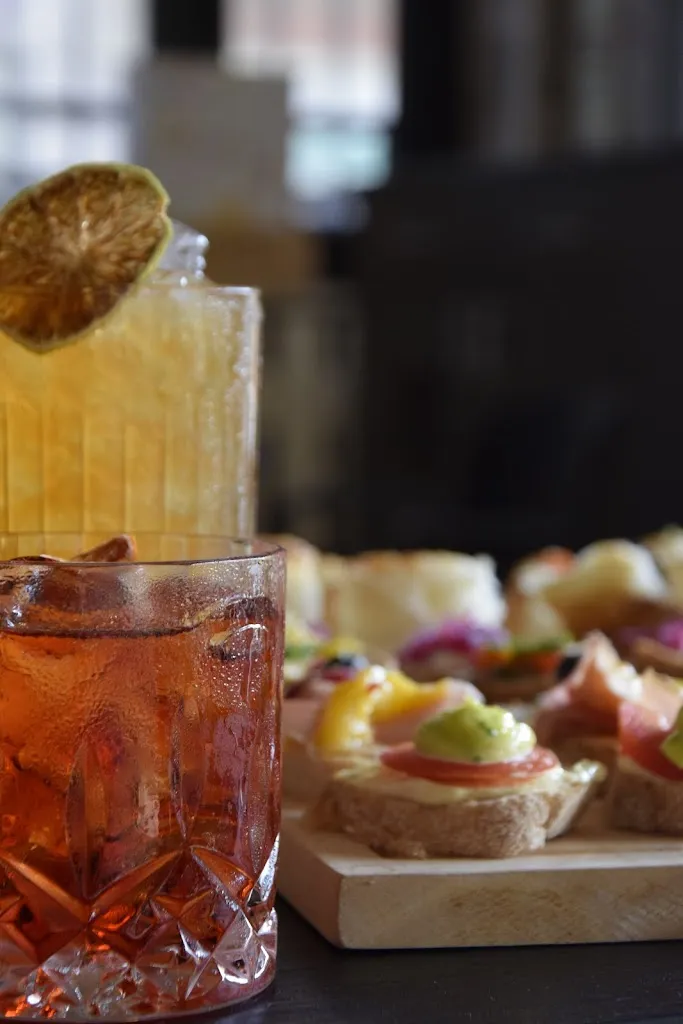 L’Insolito Ristorante | Aperitivi_Borgo San Dalmazzo_slider_image_2